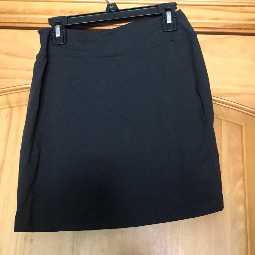 Stretchy mini skirt